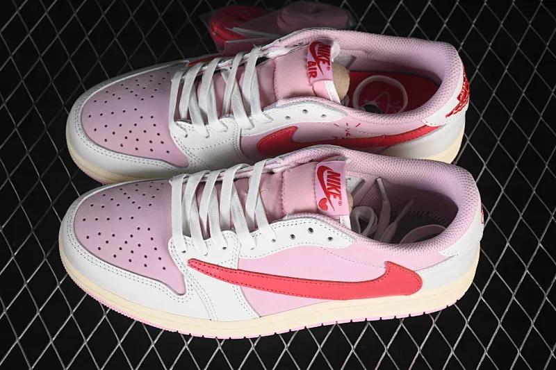 All categories Air Jordan Jordan series basketball shoes Air Jordan 1 Low ZG version Travis Scott x Air Jordan 1 Low OG AJ1 Joe 1 undercut low top full head layer IQ7604-101